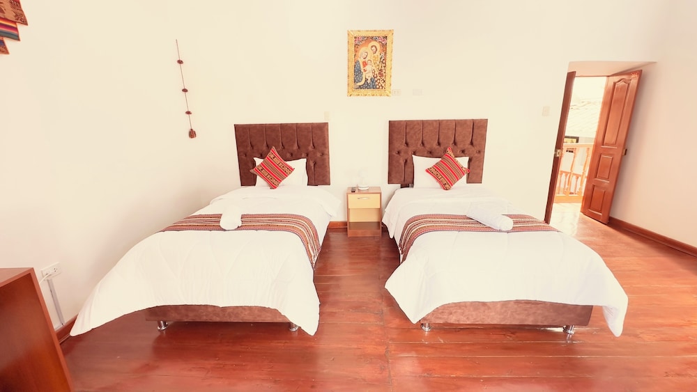 Deluxe Double or Twin Room - Photo 9