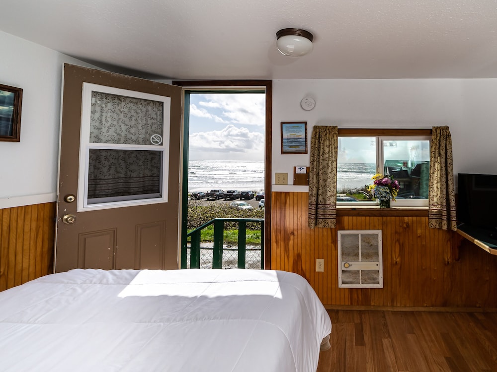 Studio Cabin, Kitchenette, Sea View photo 1