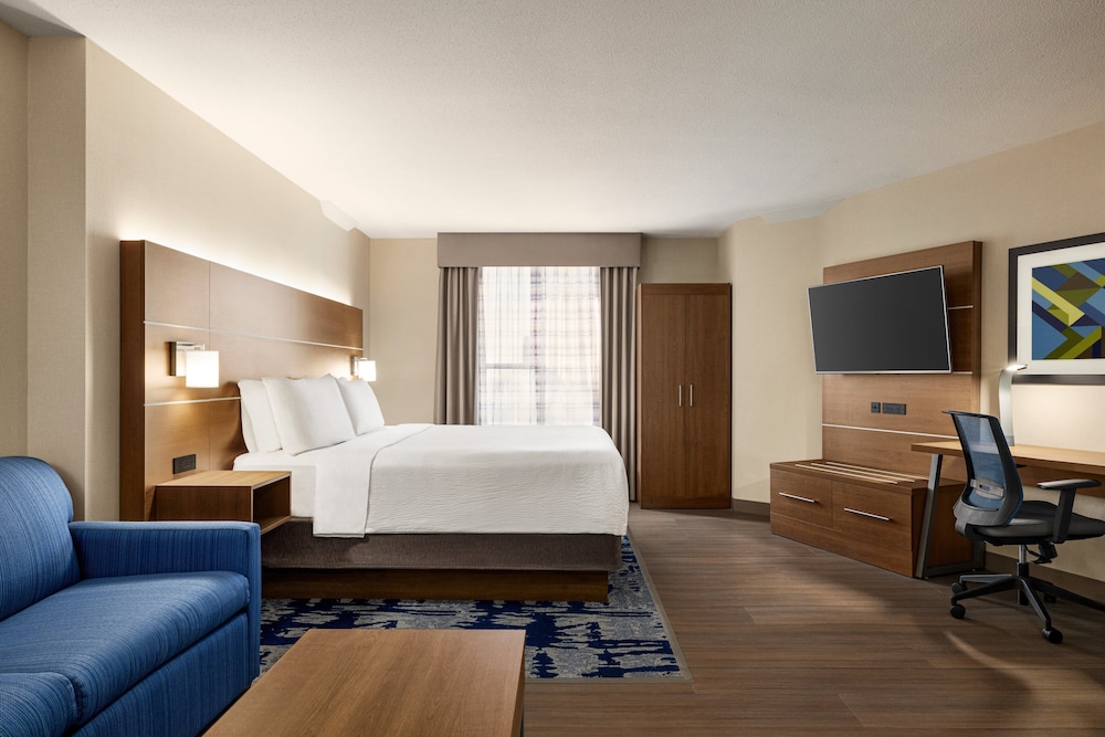 Suite, 1 King Bed with Sofa bed, City View - Photo 5