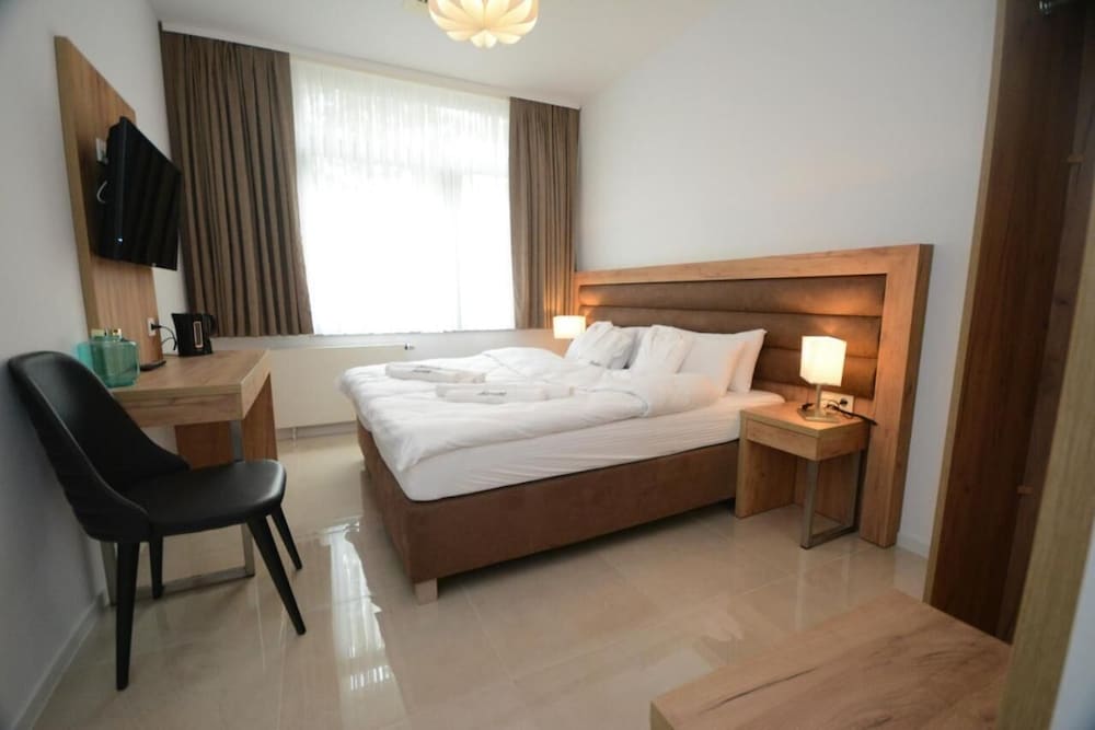Basic Single Room