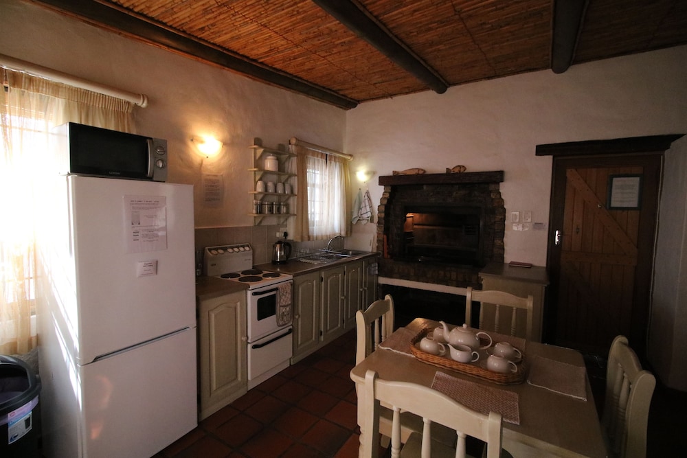 The Cottage - Self Catering photo 3
