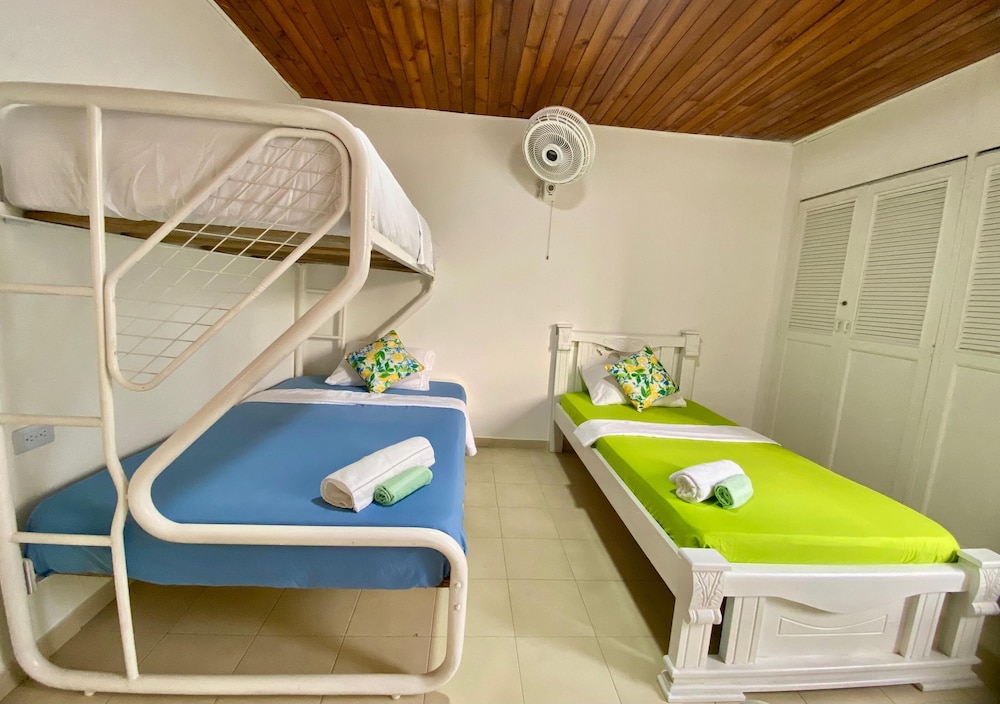 Classic Triple Room, City View