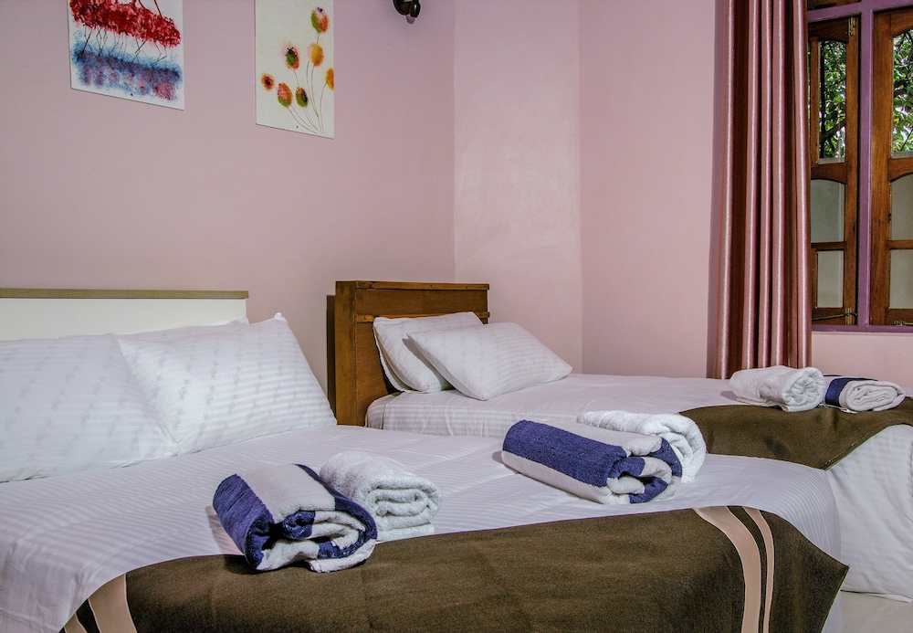 Comfort Twin Room, 1 Queen Bed photo 1