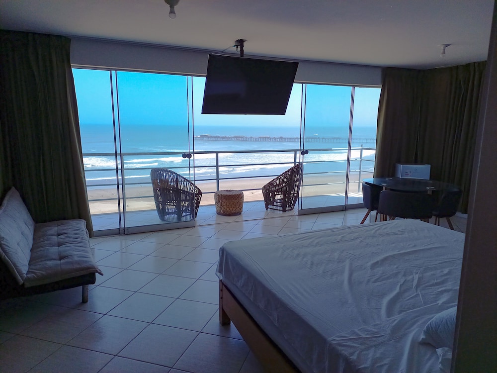 Presidencial Junior Cama Queen Vista Fr