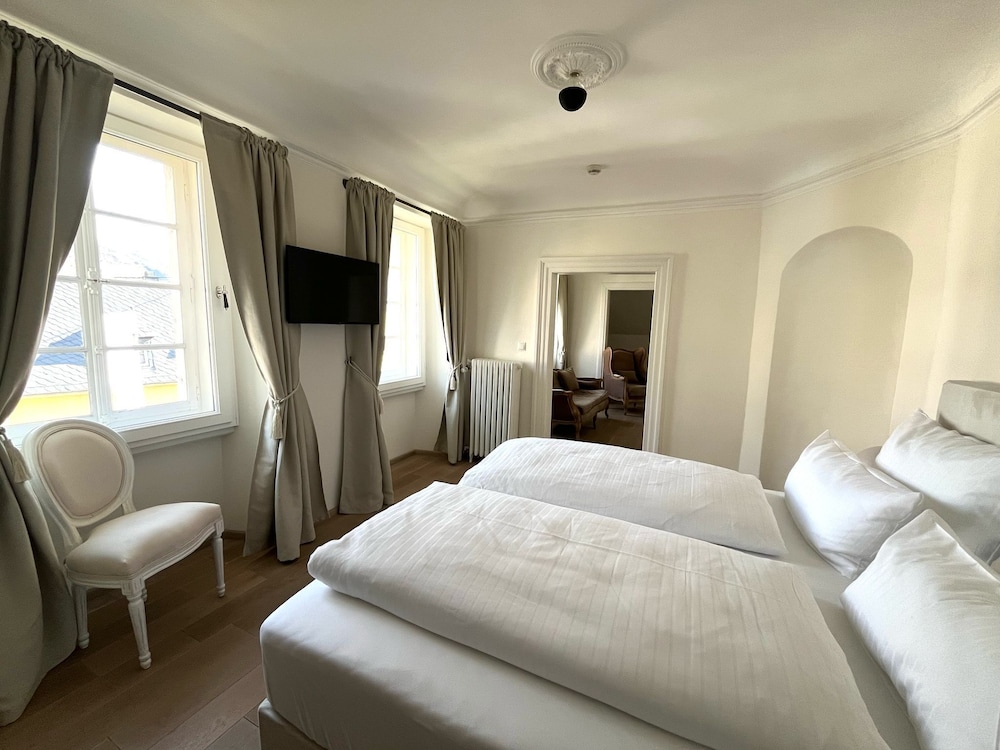 Suite photo 1