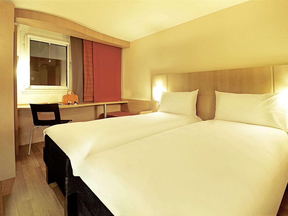 Standard Twin Room, 2 Twin Beds - Photo 5