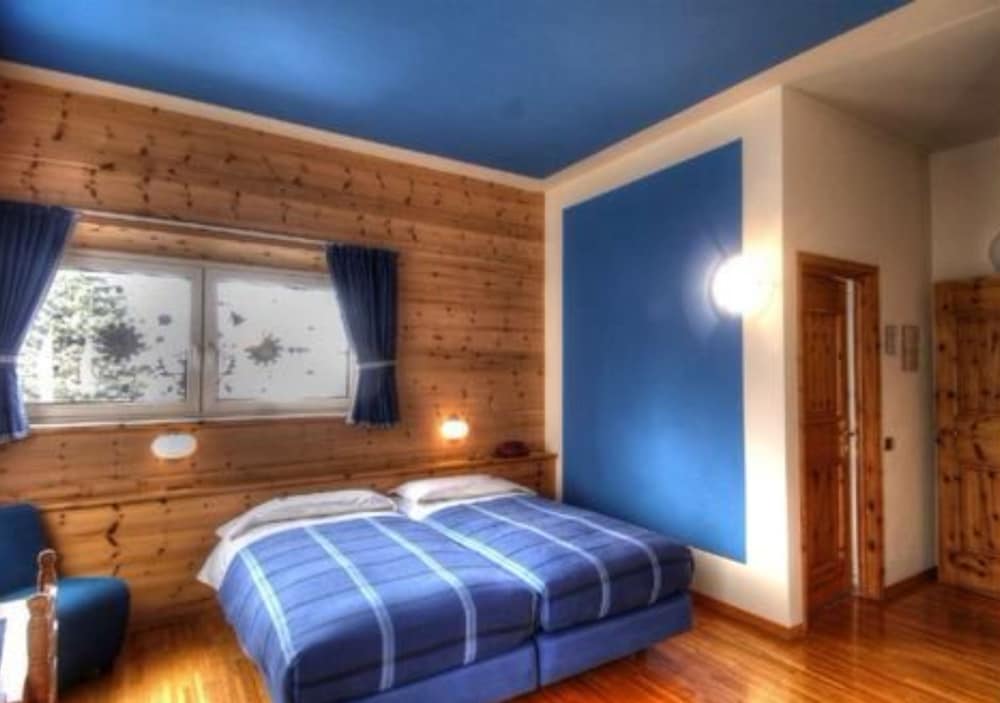 Superior Triple Room, Balcony photo 3