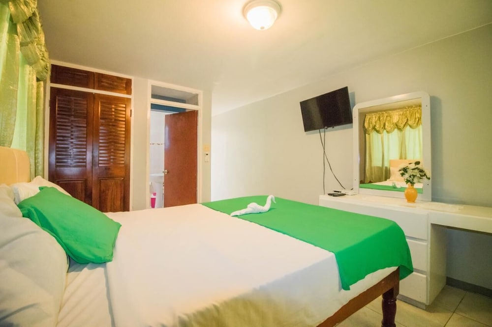 Chambre Double Classique pour 1 personne, 1 lit double, vue piscine
