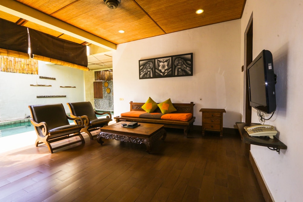 Villa, 2 Bedrooms, Private Pool - Photo 12