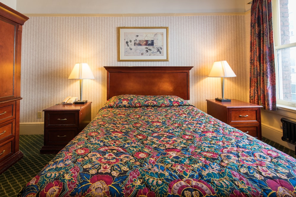 Deluxe Room - Photo 3