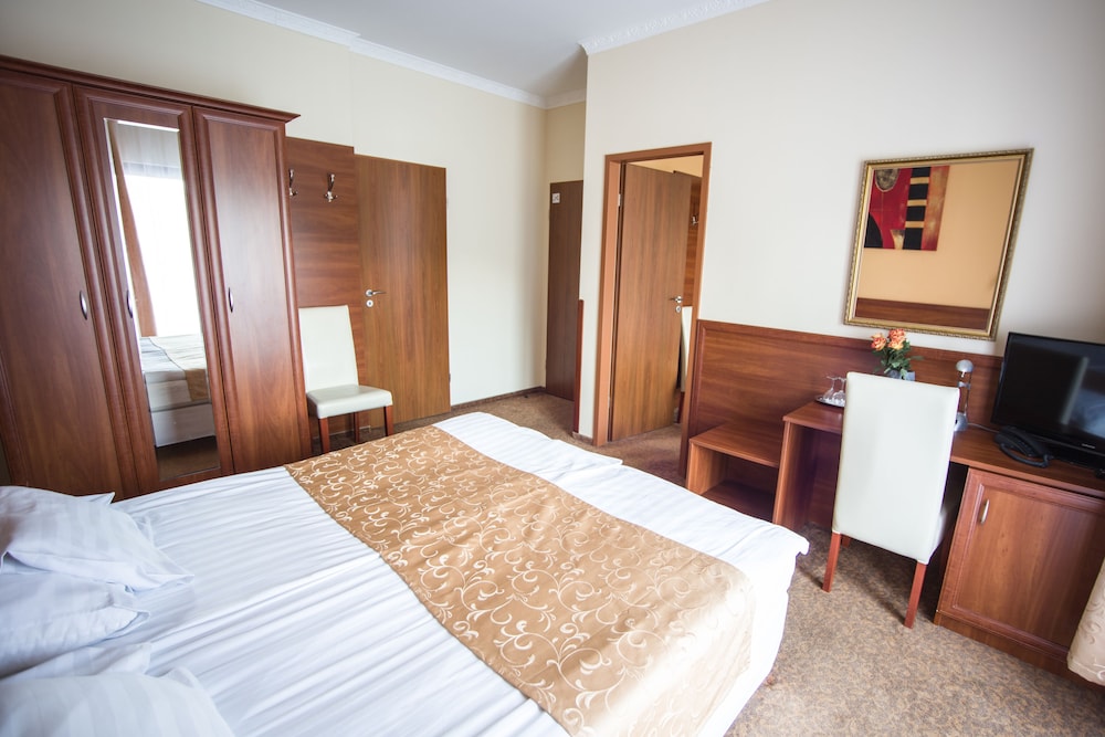 Family Quadruple Room, 2 Bedrooms photo 1