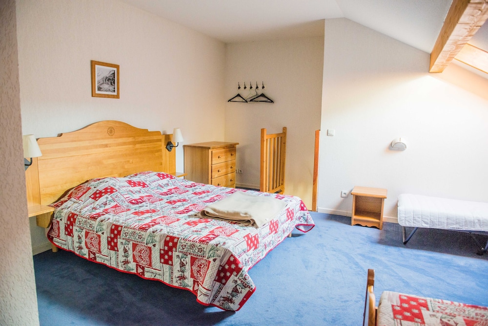 Apartment, 2 Bedrooms, Balcony (8/10 persons) photo 3