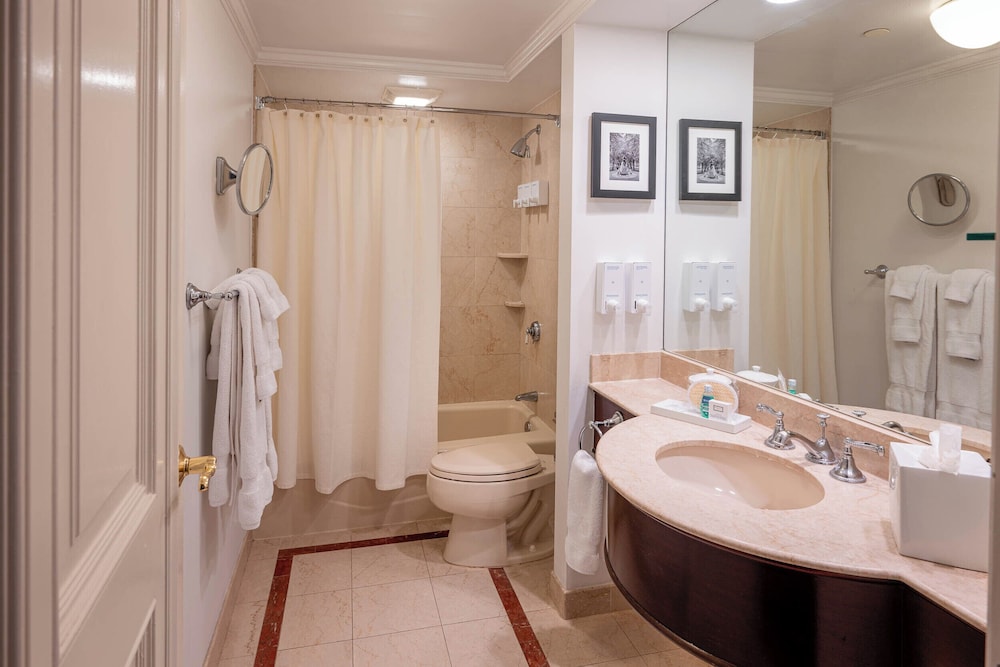 Junior Suite, 2 Queen Beds