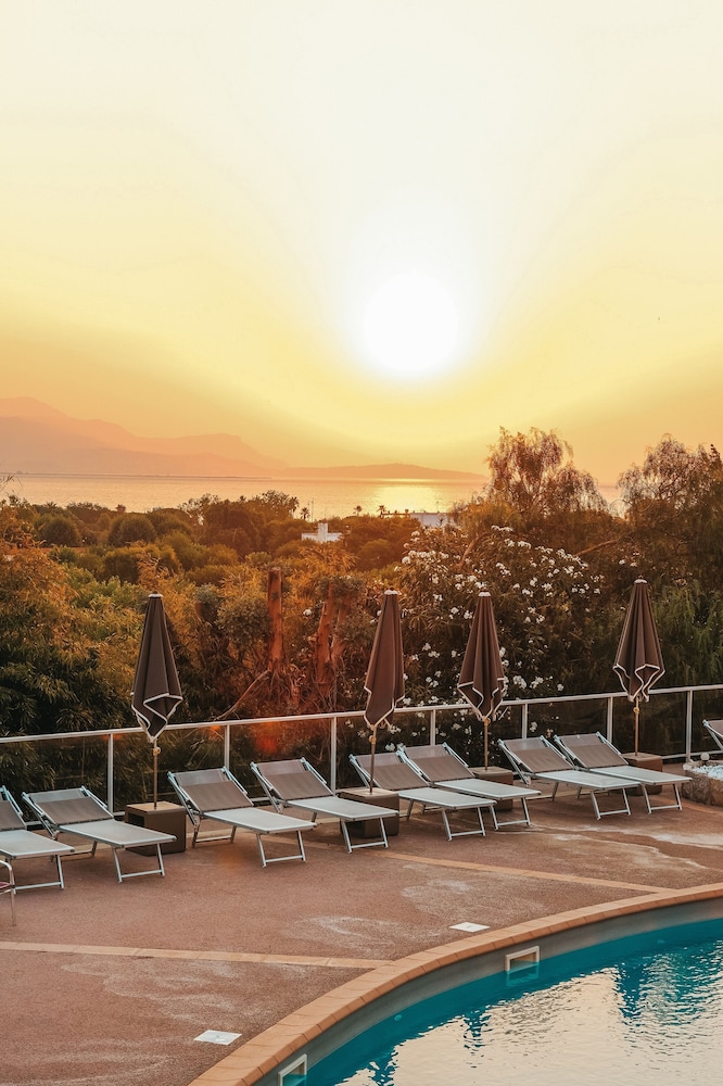 Suite, Sea View - Photo 4