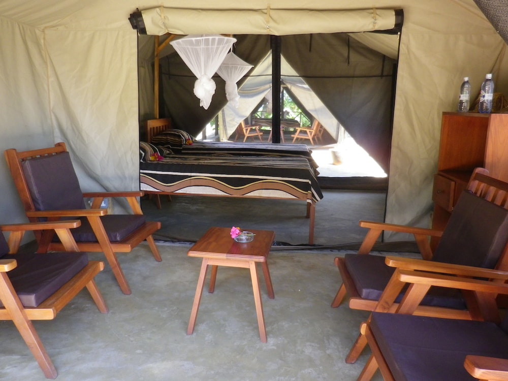 Safari Tent photo 3