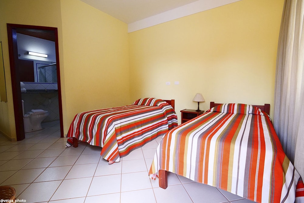 Deluxe Room, Multiple Bedrooms - Photo 8