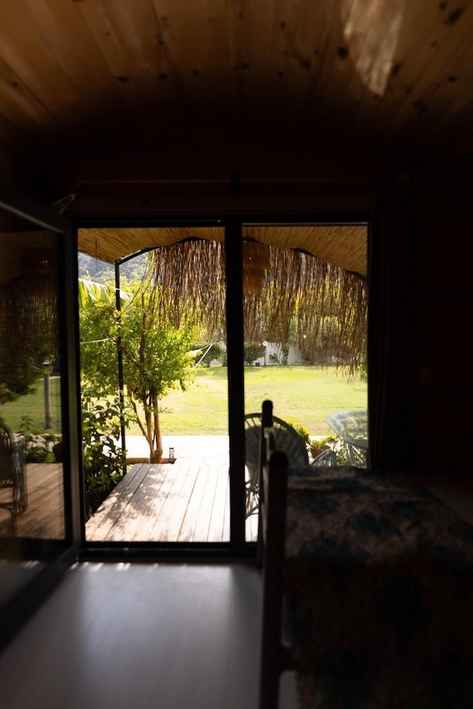GLAMPING BUNGALOW BAHCELI DAG MANZARALI photo 3