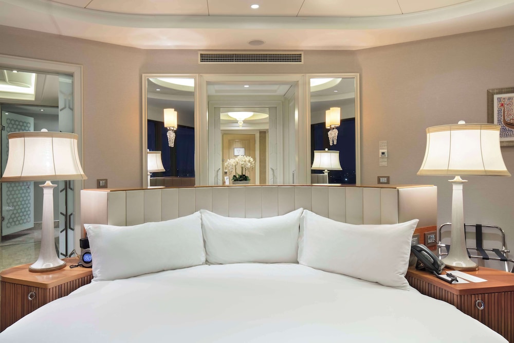 Ottoman Suite