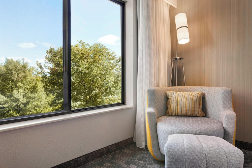 Room, 2 Double Beds (Mobility/Hearing Accessible, Tub) photo 2