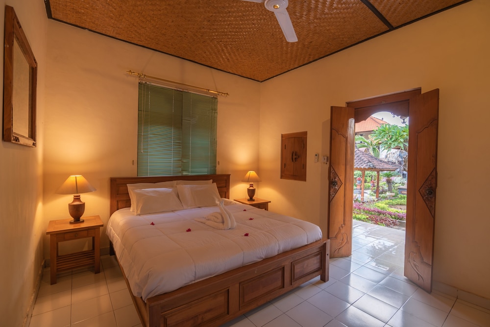 Standard Room, 1 King Bed photo 1