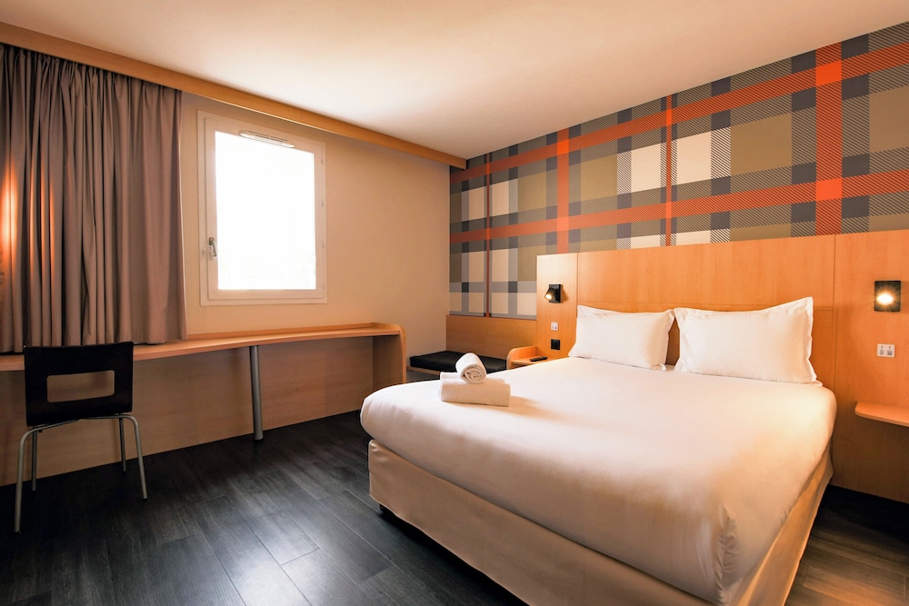 Double Room - Photo 9