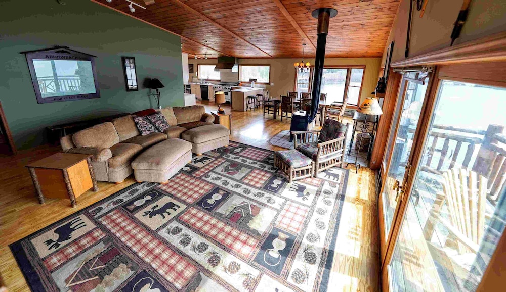 Panoramic Suite, Mountain View, Lakeside photo 1