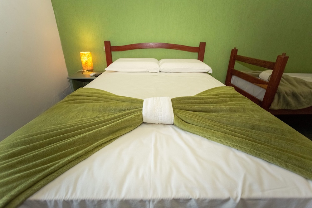 Standard Quadruple Room - Photo 6