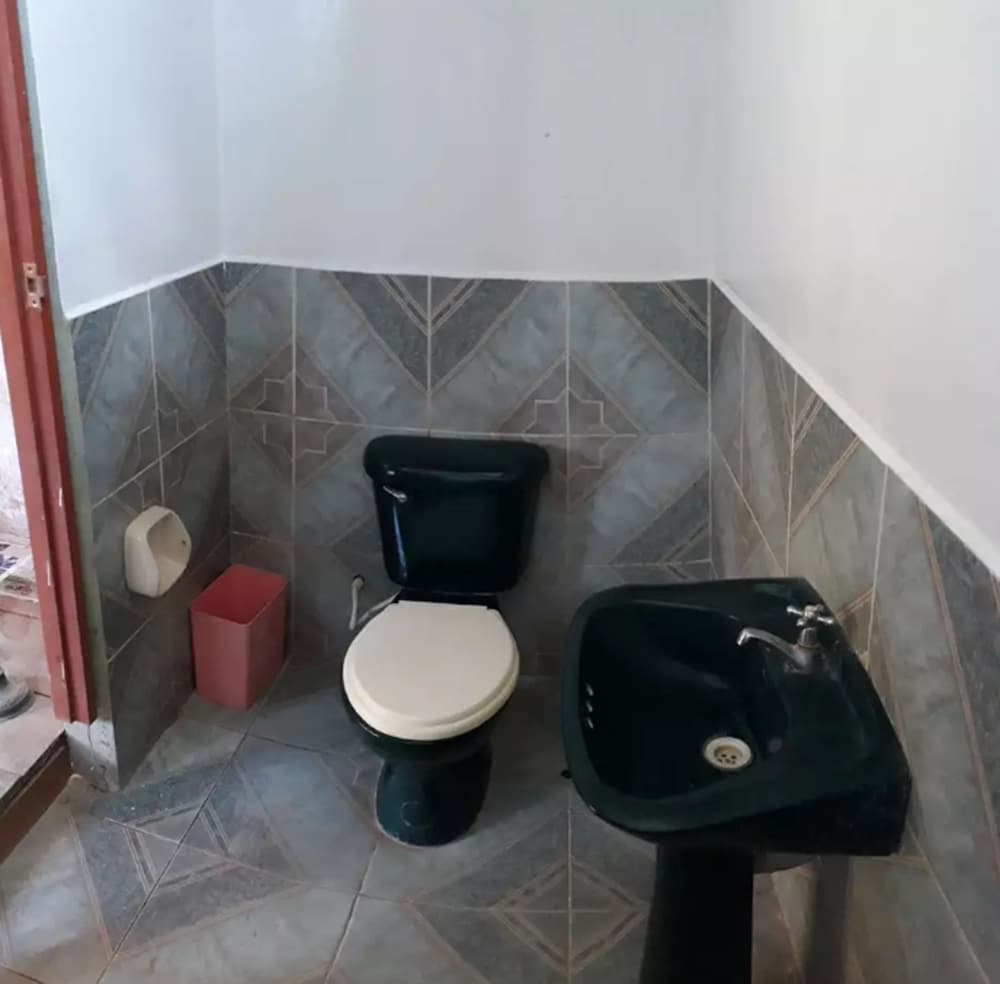 Basic Bungalow, 1 Double Bed, Non Smoking, Private Bathroom photo 3