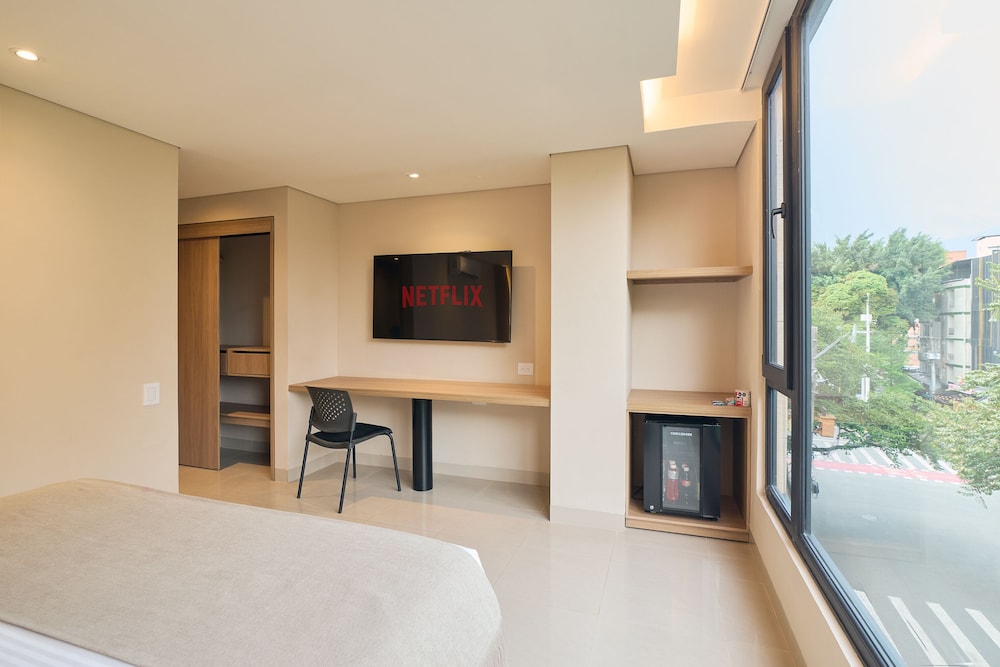Standard Double Room - Photo 3