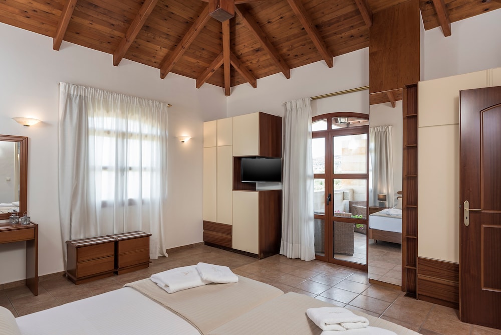 Villa (Aphrodite) photo 1