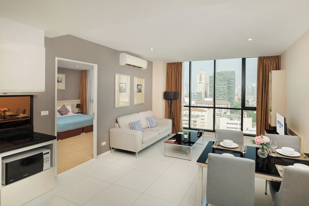 Deluxe Room, 1 Bedroom photo 3