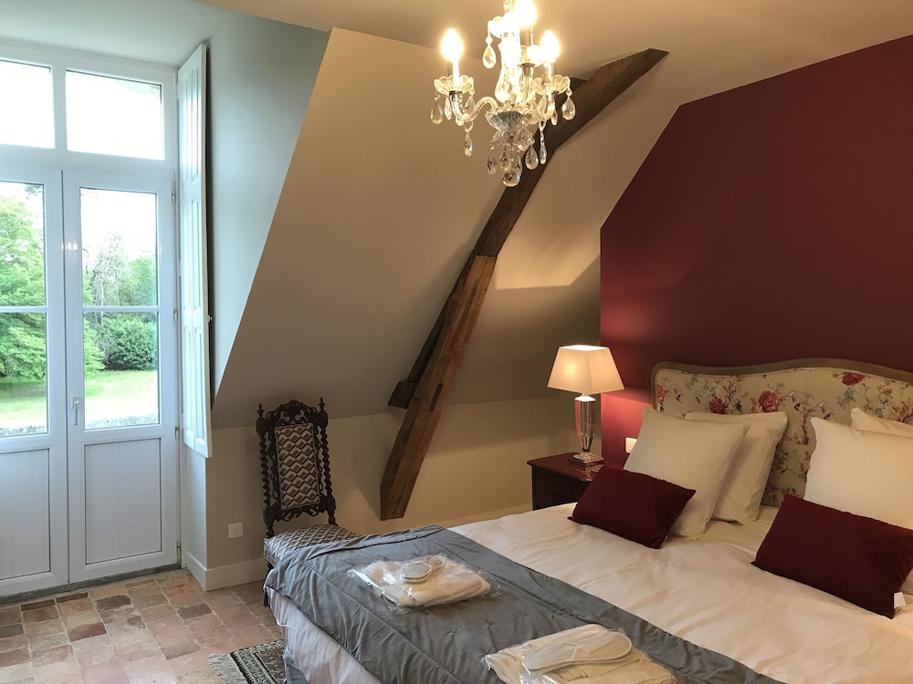 Panoramic Double Room, 1 King Bed, Balcony, Garden View