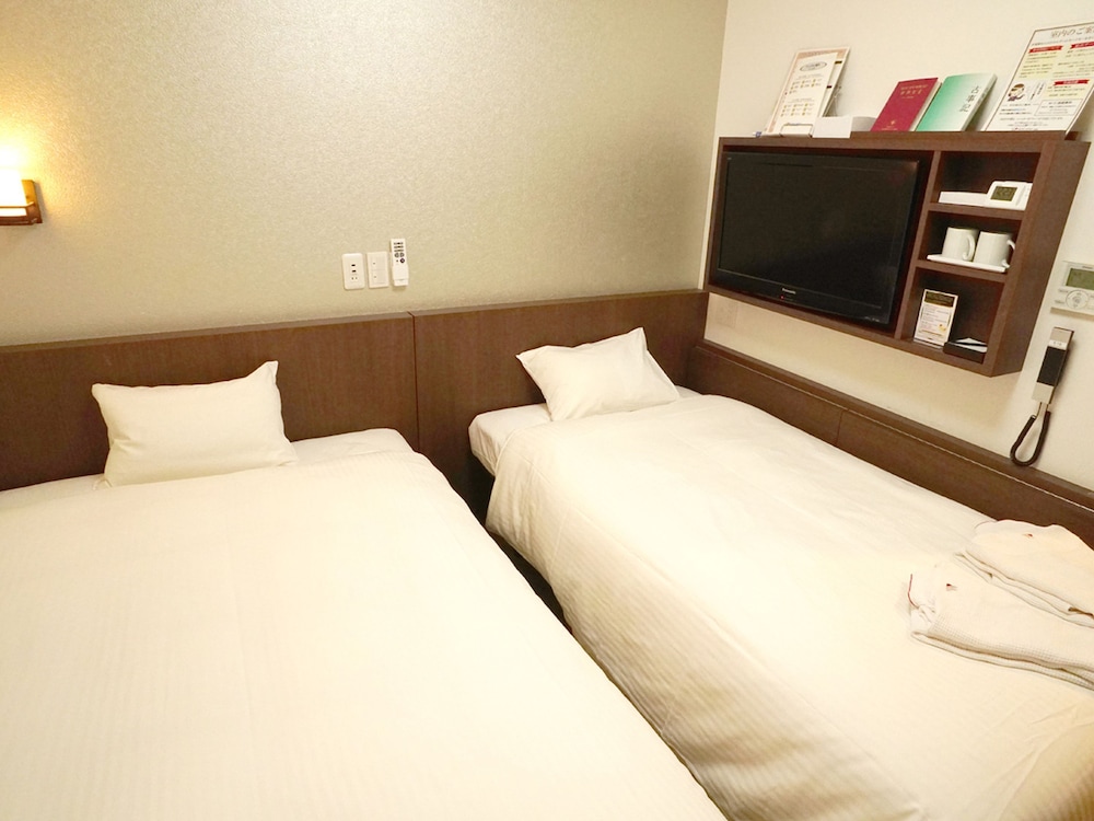 Small Twin Room - Non-Smoking - Photo 2