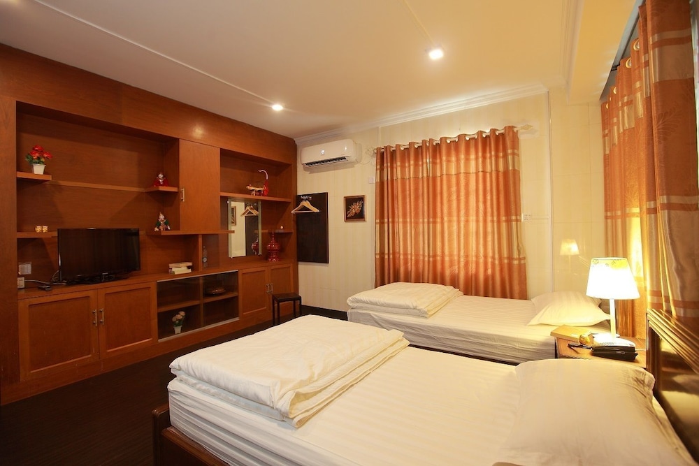 Deluxe Twin Room photo 3