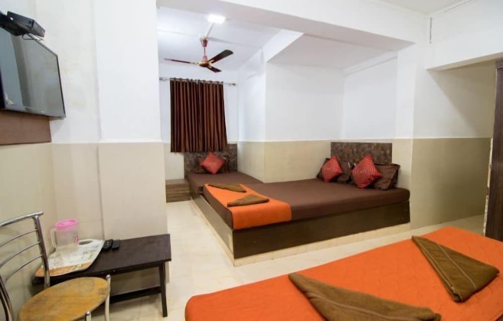 Five Bedded Ac Room