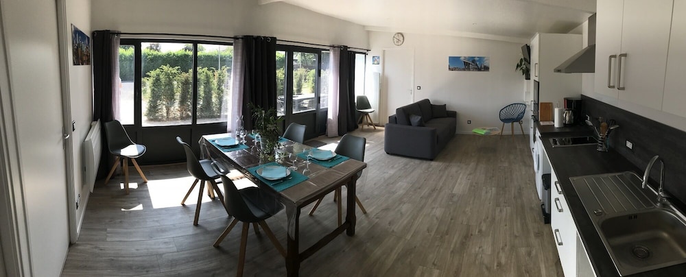 Cottage, Accessible, Ensuite (Elodie) photo 3