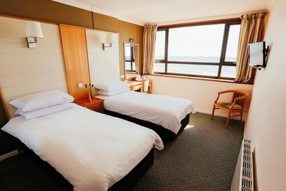 Standard Twin Room, Sea View - Photo 5