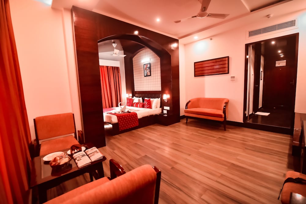 Royal Double Room, 1 King Bed, Accessible