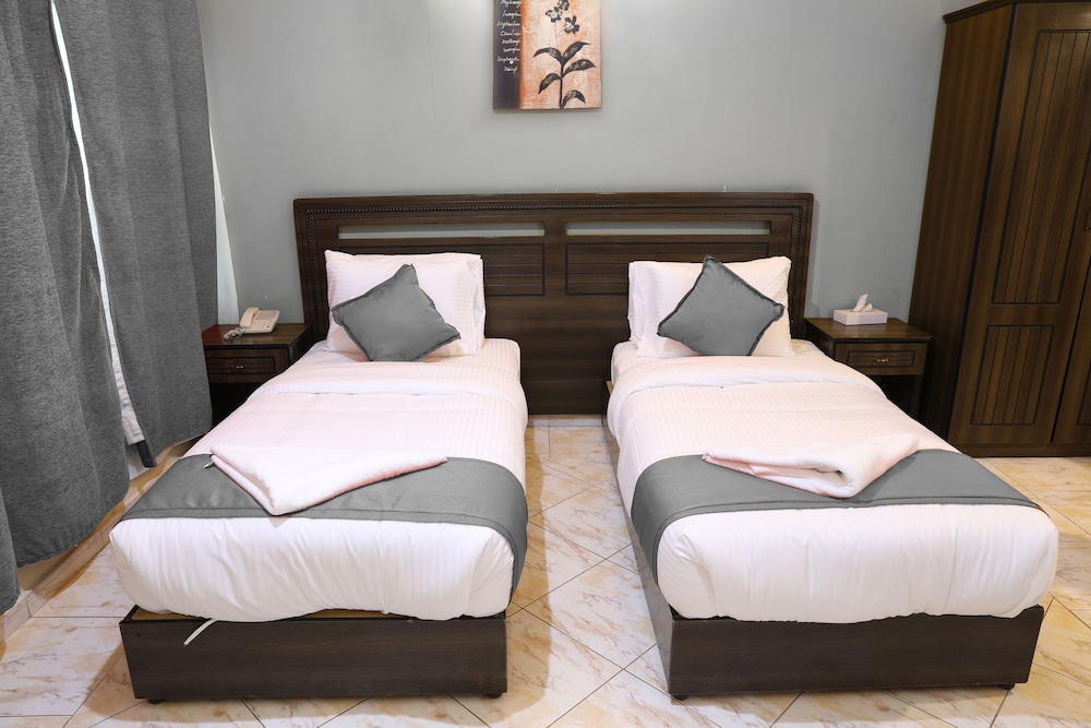 Standard Twin Room photo 1
