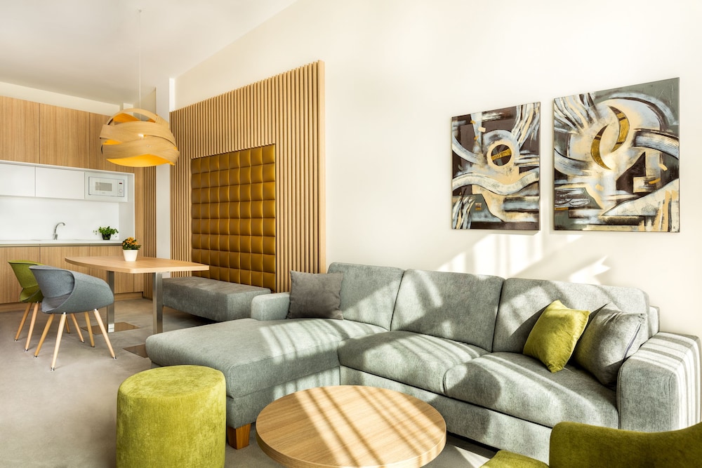 Luxury Studio Suite photo 1