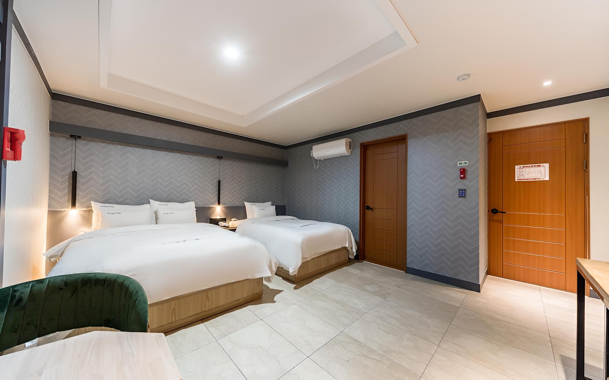 Room (Twin - 23 hours (1pc Netflix & Wave w) - Photo 4