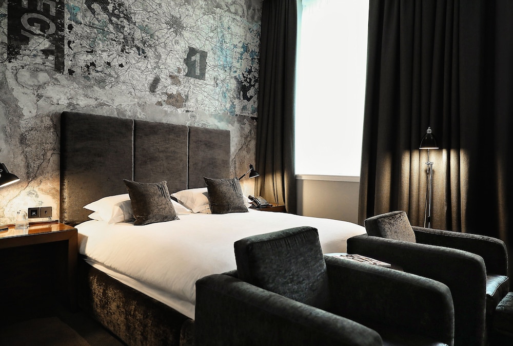Club Twin Room - Photo 2