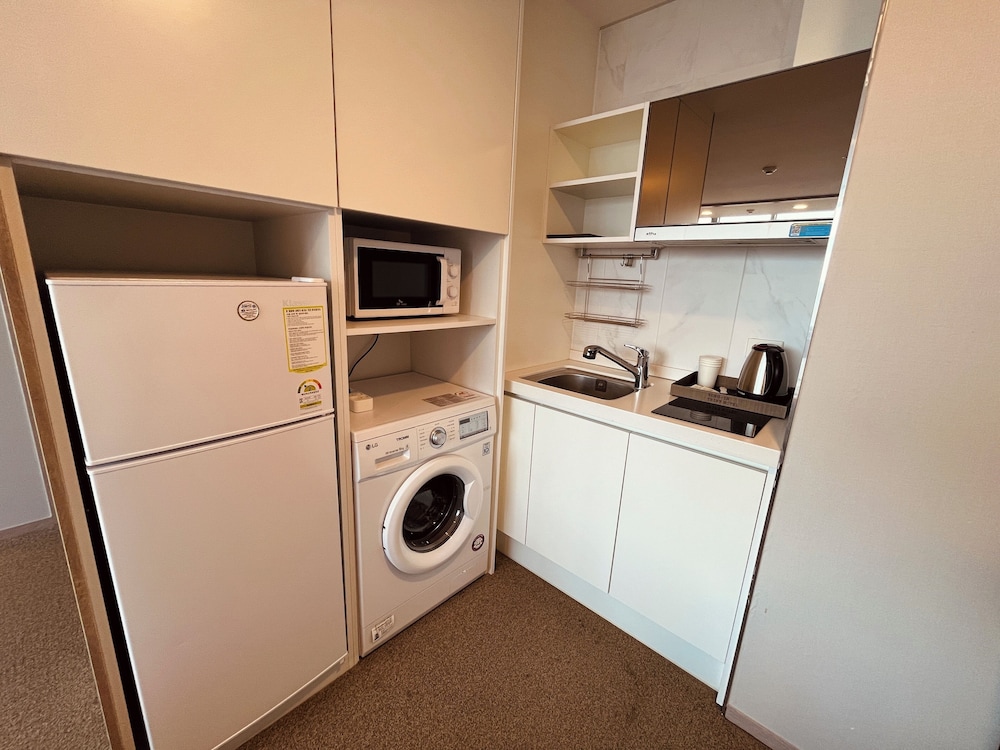 Standard Triple Room - Photo 2