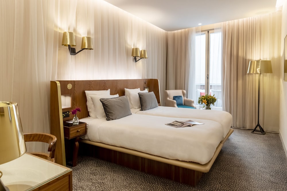 Deluxe Twin Room photo 1