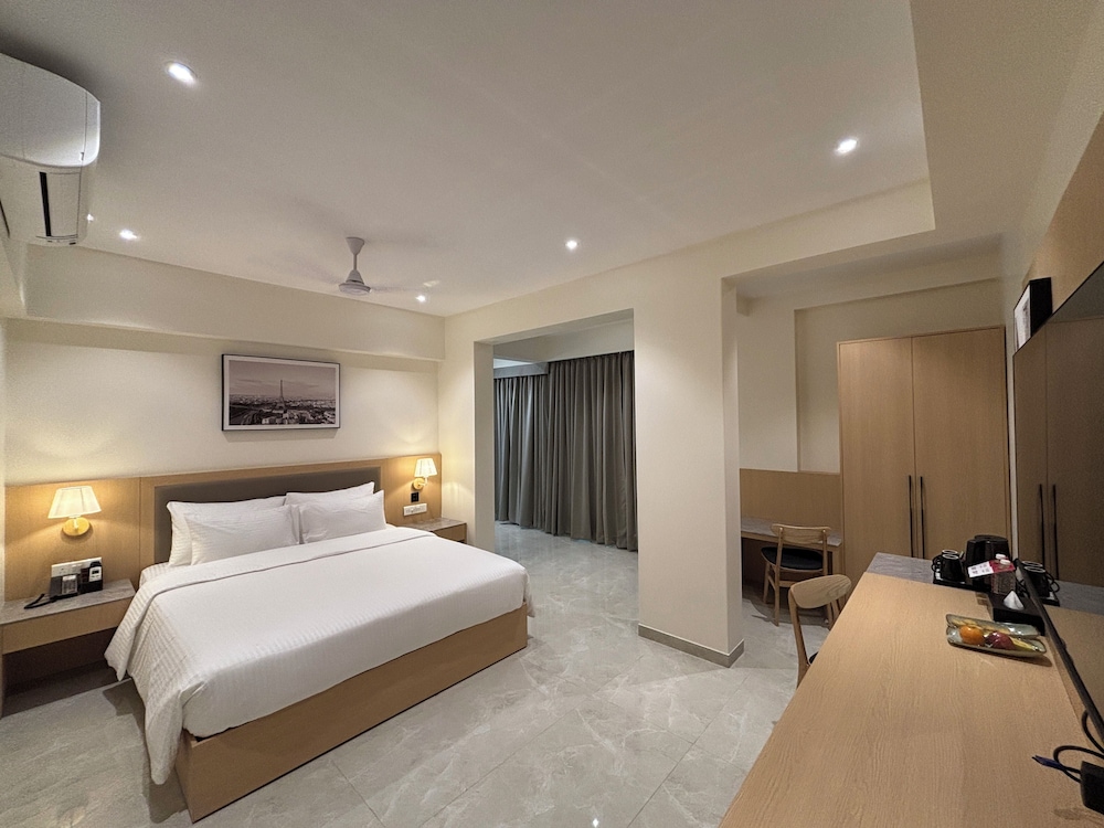 Premier Room