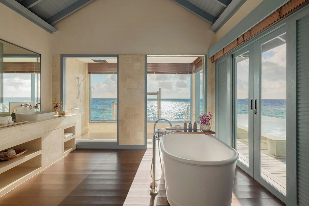 Villa, 1 Bedroom, Ocean View, Overwater photo 3