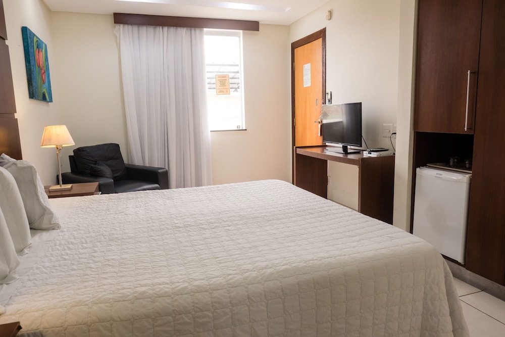 Deluxe Room, Multiple Bedrooms - Photo 4