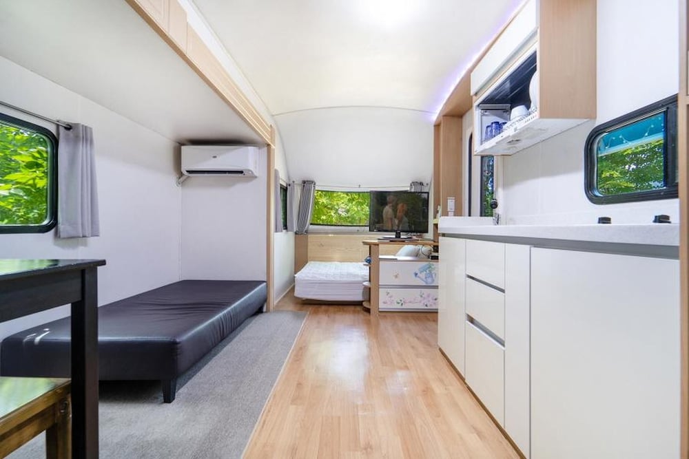 Basic Room, 1 Bedroom (DeluxeAhyeong2) - Photo 10