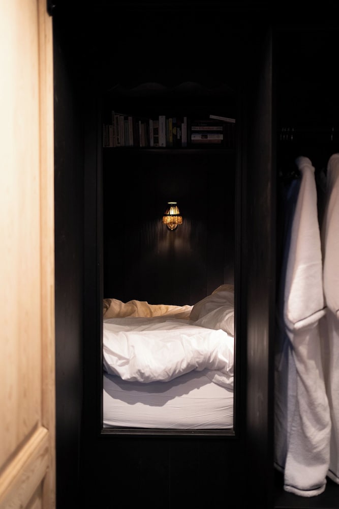 Deluxe Double Room, Garden View