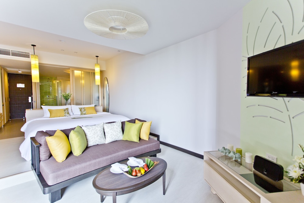 Junior Suite, Side Sea View - Photo 5